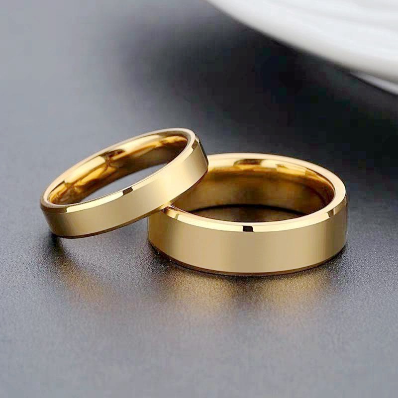 Smooth Stainless Steel Couple Rings, Gold Colour Simple Design, Wedding Jewelry for Women and Men, Engagement Gift Set