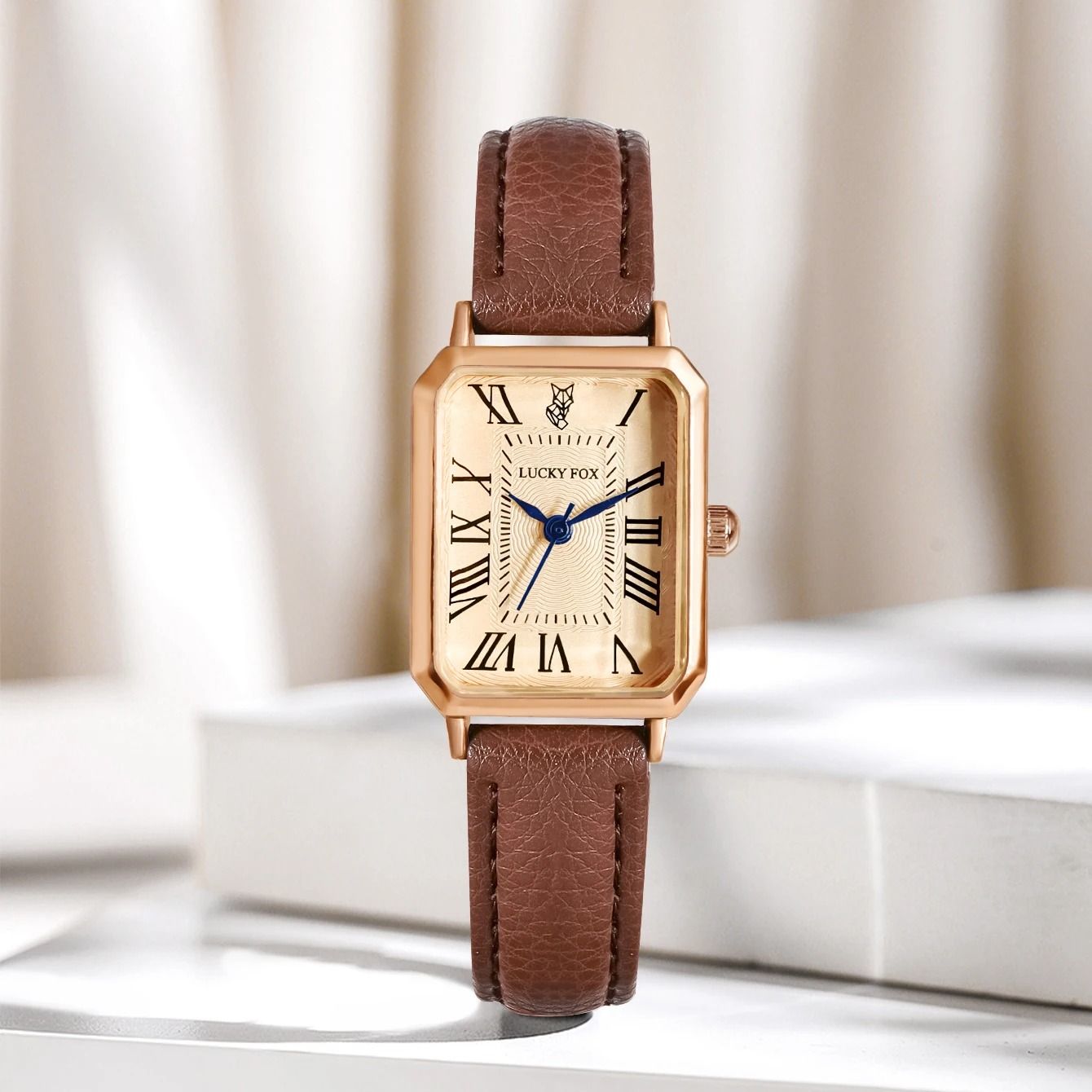 Women Retro Square Quartz Watch Leather Strap Casual Wristwatch