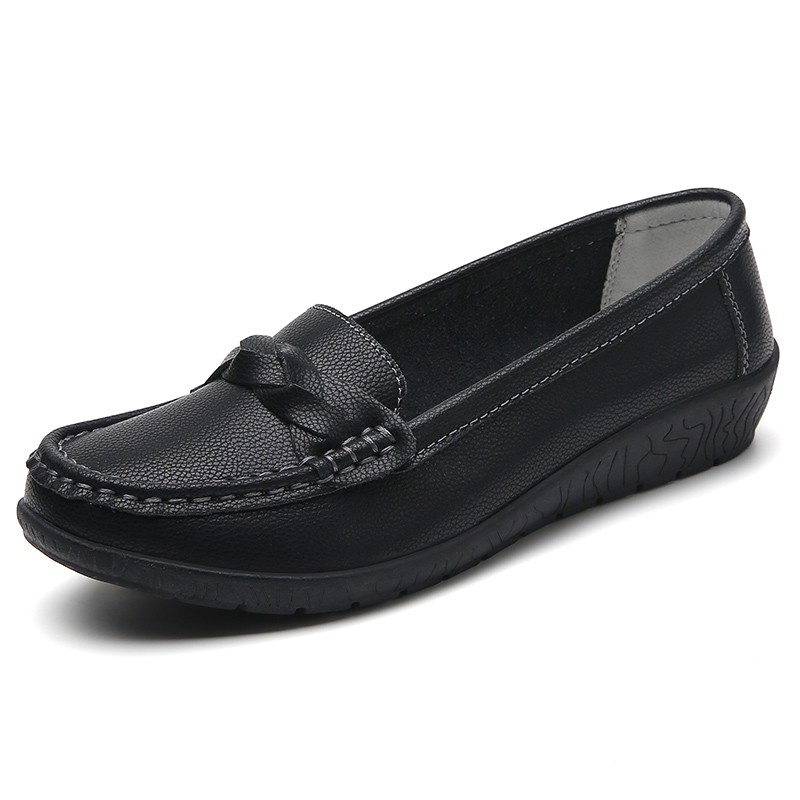 Women Leather Moccasins Shoes, Round Toe Flats, Slip On Black Casual Shoes