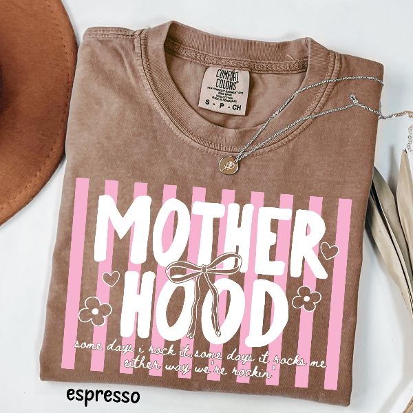 Retro Motherhood Cool Mom Club T-Shirt