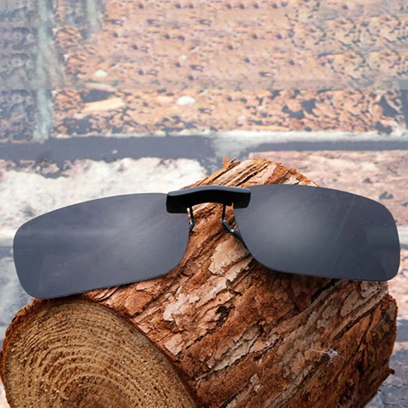 Polarized Clip On Sunglasses UV400 Day and Night Driving Glasses Attachment
