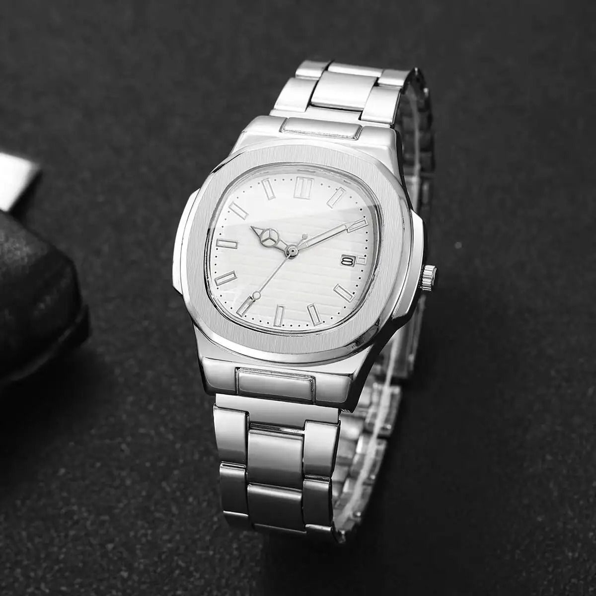 Men Square Dial Stainless Steel Quartz Watch with Calendar