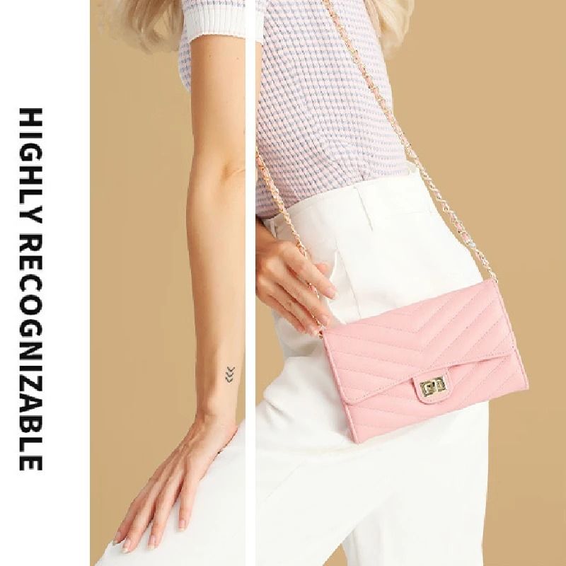Fashionable V-Pattern Quilted Crossbody Chain Bag