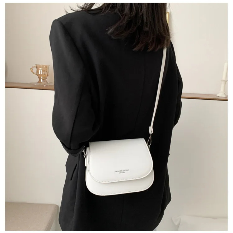 Trendy PU Leather Saddle Shoulder Bag for Women Fashionable Crossbody Flap Messenger Bag with Solid Color Design