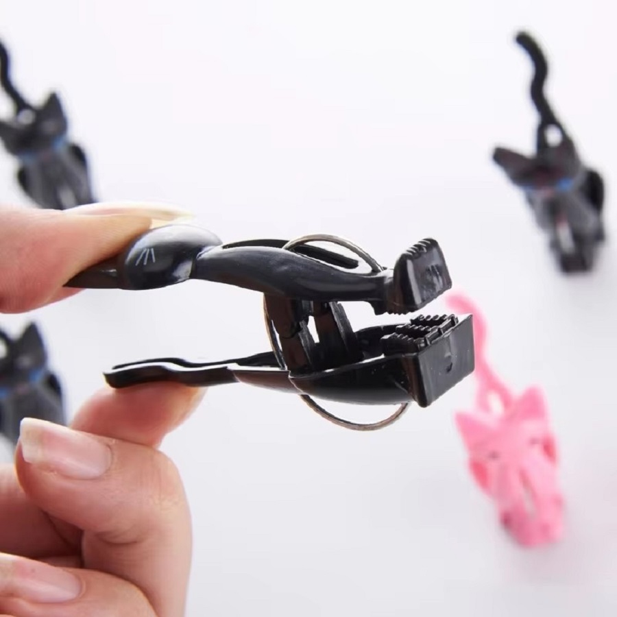 Cute Cat Clothespins Windproof Laundry Clips for Towels Clothes and Sheets