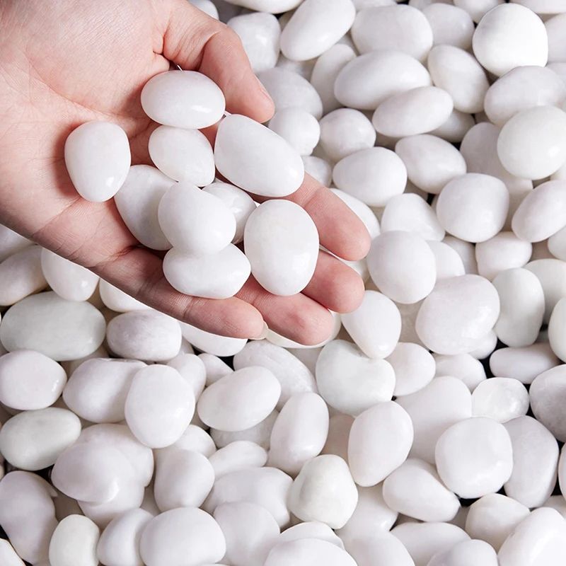 Natural White Polished Pebbles Stones