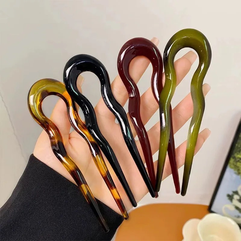 Vintage Green Tortoise U-Shaped Hair Stick for Women – Wavy Plastic Hair Clip Accessory