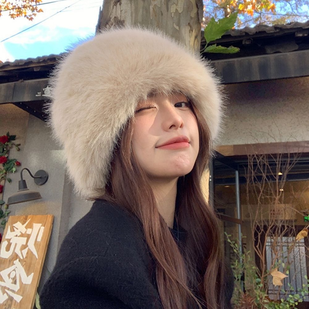 Warm Ear Protection Winter Hat for Women, Snow Ski Cap, Faux Fox Fur Bomber, Windproof Russian Bonnet Hat
