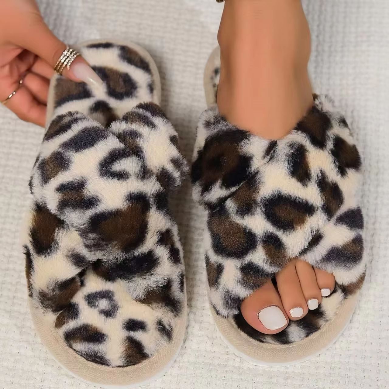 FuzzWave Women's Cross-Band Furry Slides Plush EVA Light Slippers