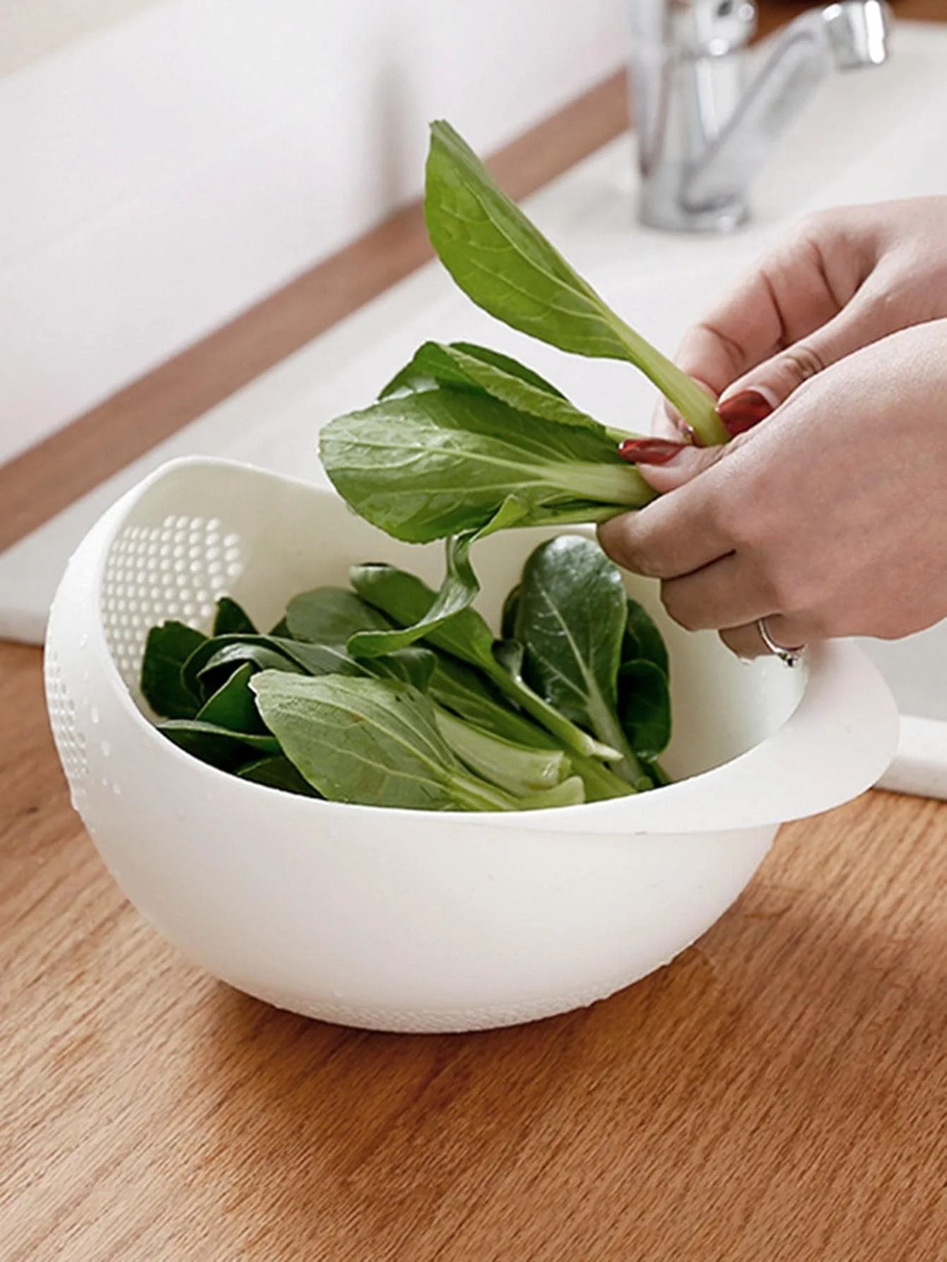 Multi-Functional Kitchen Drain Basket and Colander