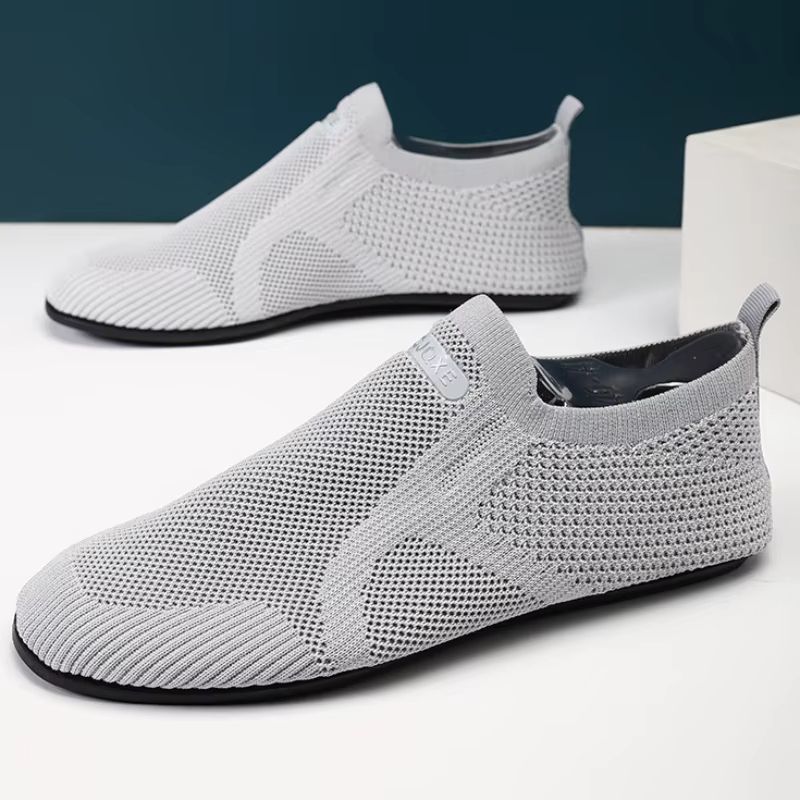 Breathable Men's Running Shoes Lightweight Walking Sneakers Anti Slip Casual Footwear