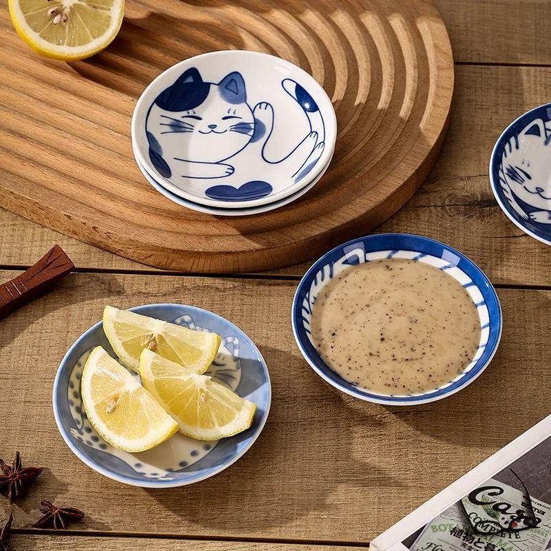Japanese Style Ceramic Dessert Sauce Dish with Lucky Cat Design
