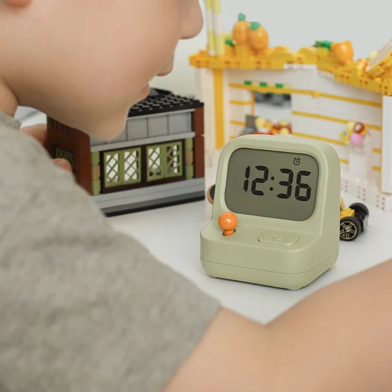 Smart Mini Desktop Alarm Clock – Creative Nostalgic Timer & Snooze Clock