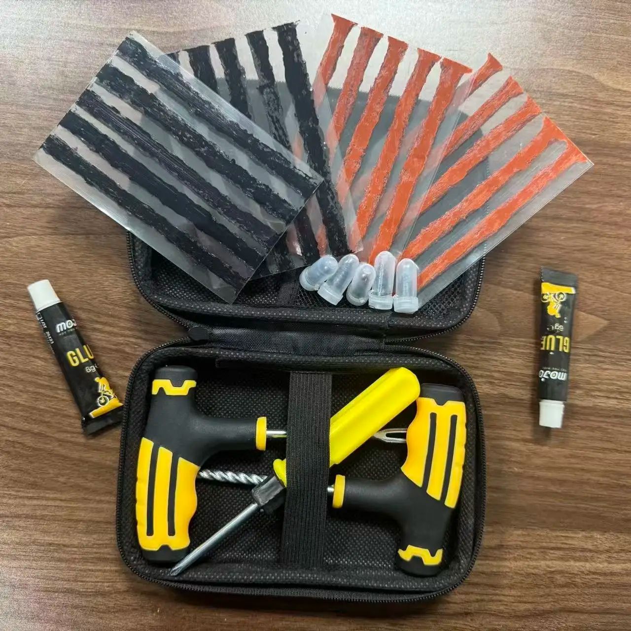 Universal Tire Repair Plug Kit – Heavy-Duty Emergency Flat Tire Fix Tool for Cars & Motorcycles