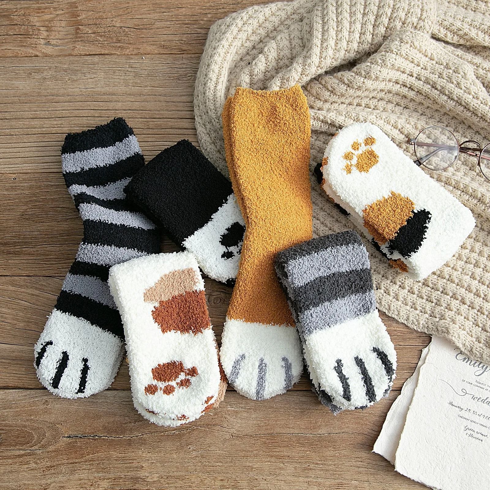 Soft Fluffy Animal Pawprint Fleece Socks for Women Winter Home Comfort