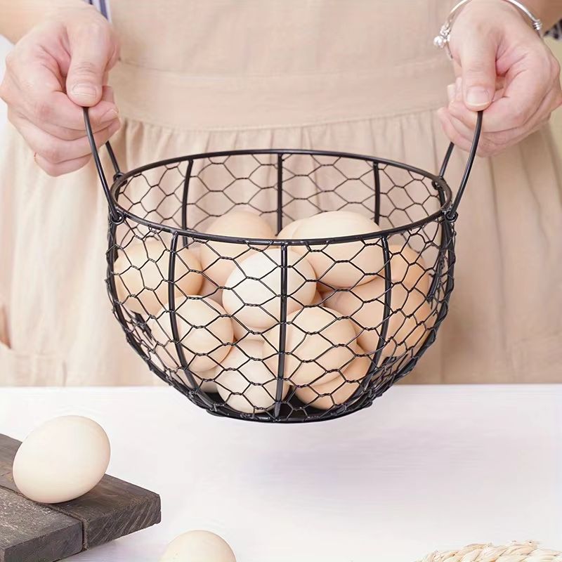 Kitchen Metal Wire Egg Basket With Farm Chicken Cover