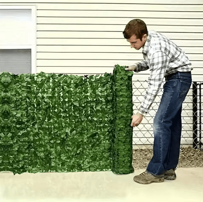 Artificial Ivy Privacy Fence Screen – UV Resistant Greenery Wall for Balcony, Garden & Outdoor Decor