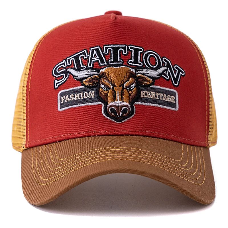 Bulls Head Mesh Trucker Hat – Adjustable Snapback Summer Baseball Cap