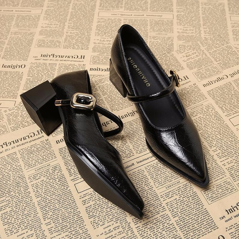 Womens Retro Mid-Length Single Shoes Spring Summer Style, Belt Buckle Pointed Toe Comfortable Shallow Toe Leather Foot