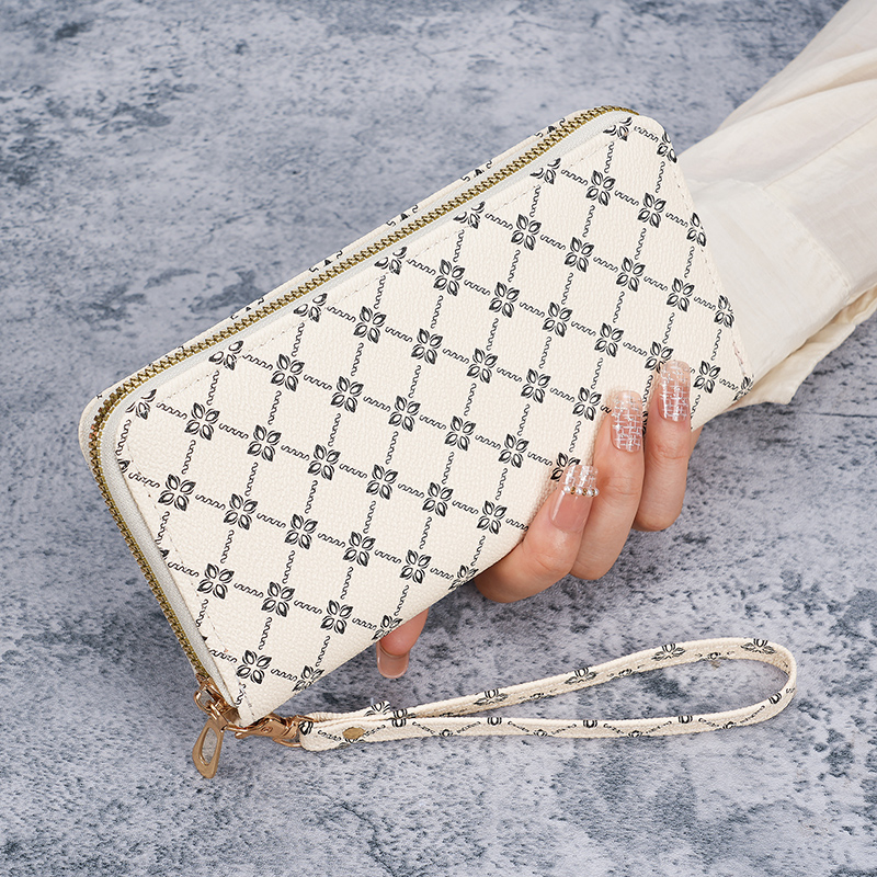 European Style Large Capacity Womens Long Wallet Clutch Bag