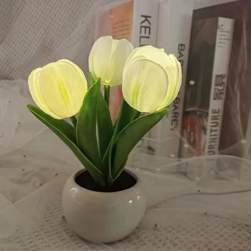 Romantic Simulation Tulip Bouquet LED Table Lamp