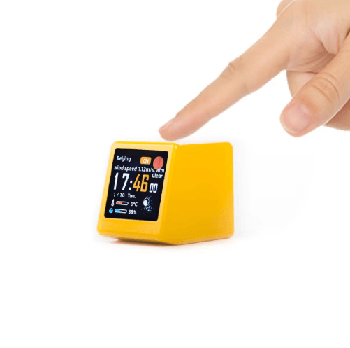 GeekMagic PRO Crypto Price Tracker Display – Real-Time Bitcoin & Stock Desktop Ticker