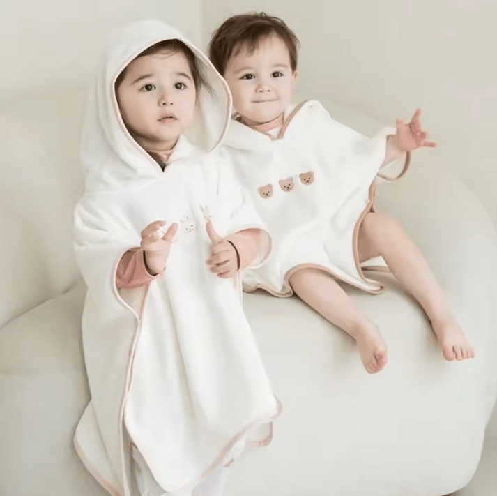 Cute Cartoon Coral Velvet Baby Hooded Bath Towel – Soft Warm Wrap & Bathrobe