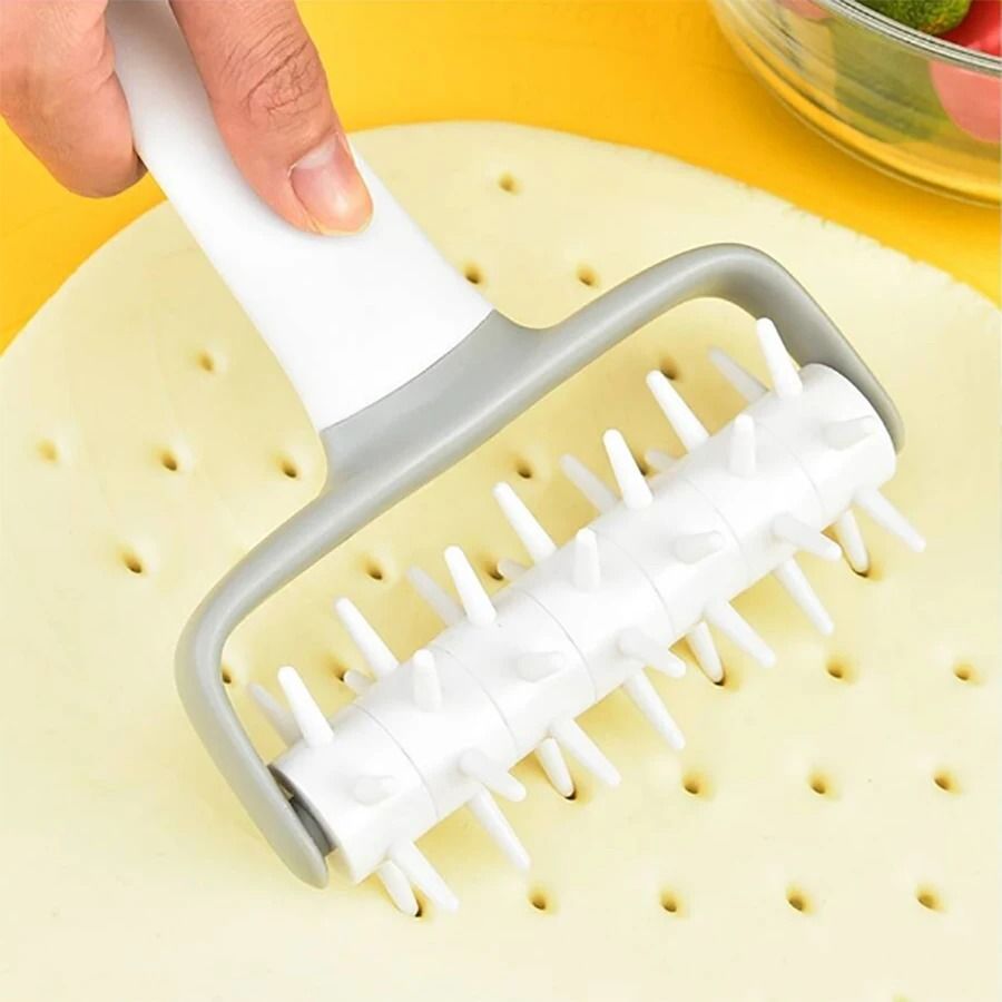 Pizza Dough Roller & Needle Punch – High-Efficiency Baking Tool