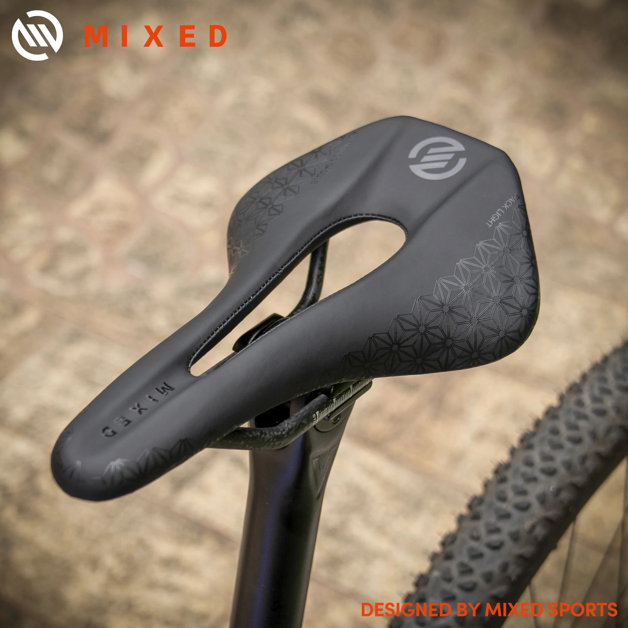 Lightweight Carbon Fiber Bike Saddle 143mm
