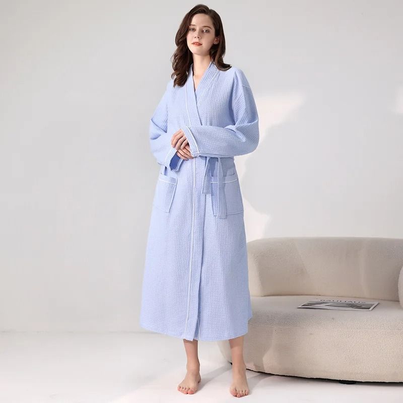 High-Quality Hotel Cotton Bathrobe