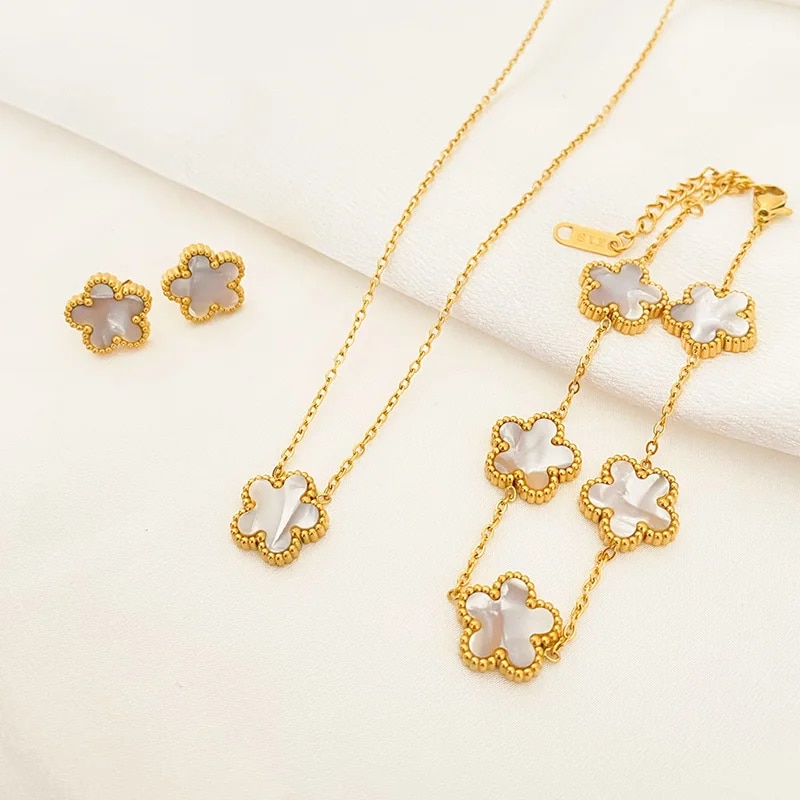 Luxury 3-Piece Stainless Steel Jewelry Set: Five Leaf Flower Pendant Necklace, Earrings & Bracelet - Trendy Women's Gift
