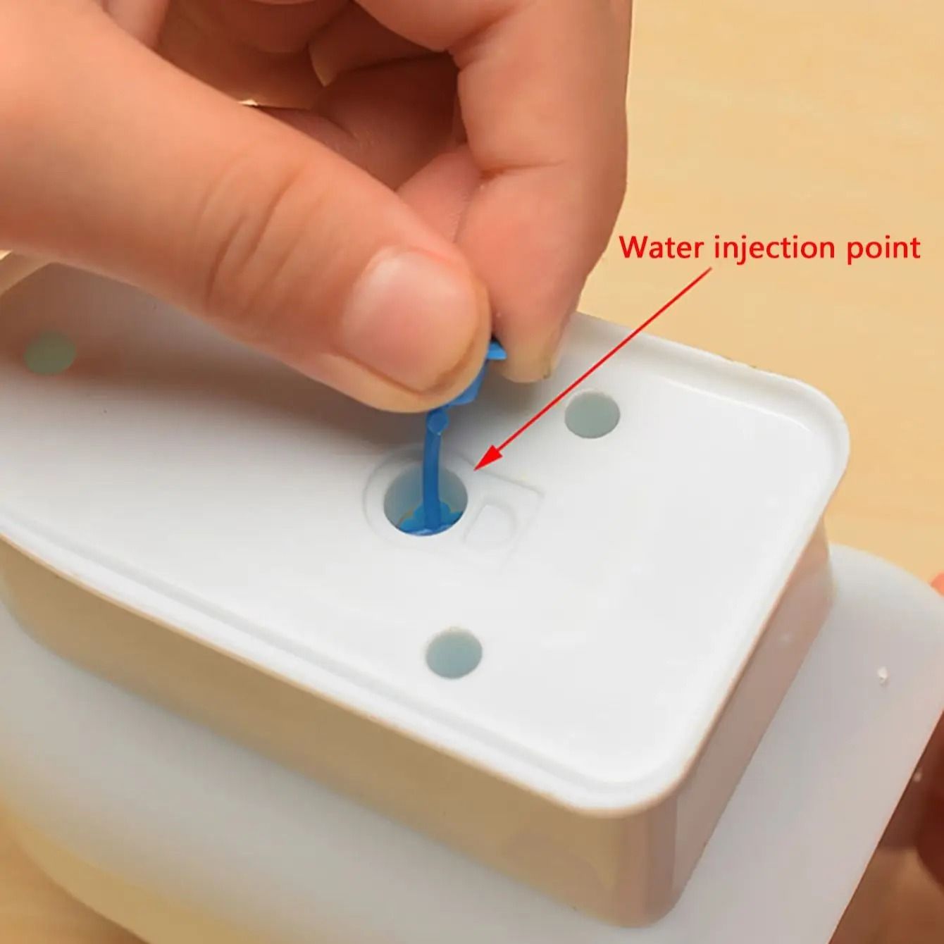 Novel Poop Spray Prank Toy Mini Toilet Sprinkler For Funny Joke Play