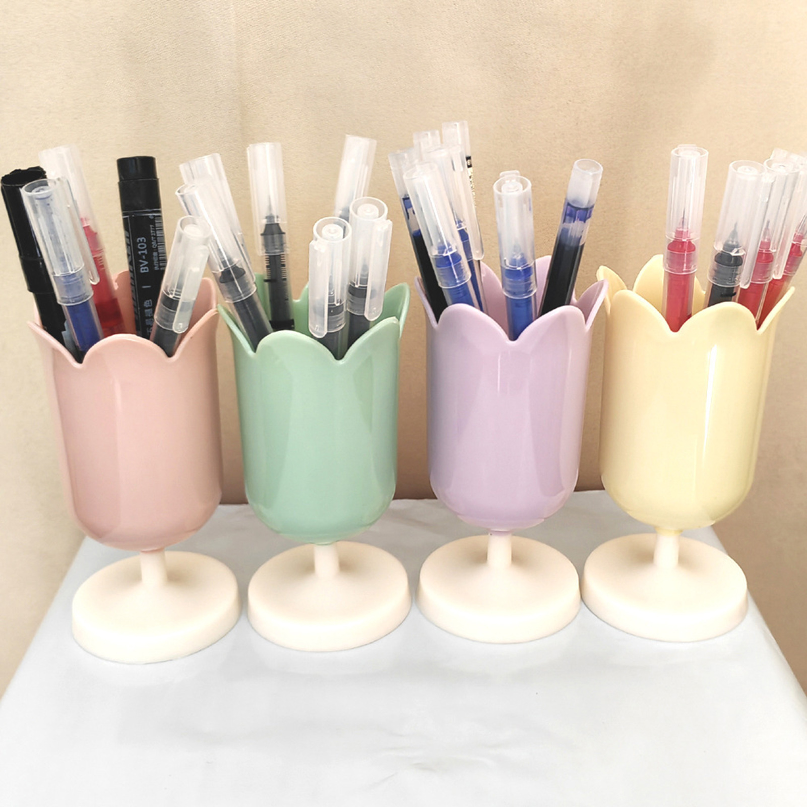 Tulip Shaped Pen Holder, Creative Makeup Brush Storage Box, Desk Organizer for Students and Women