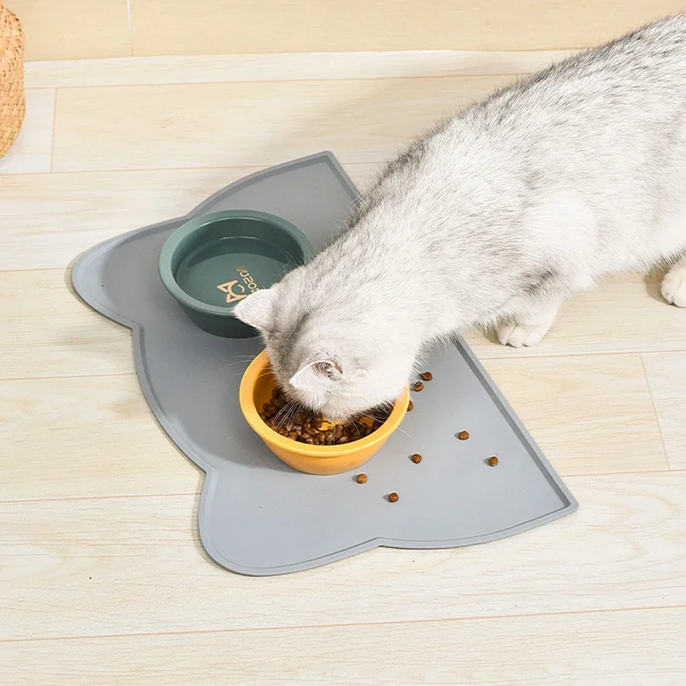Waterproof & Non-Slip Pet Placemats for Dogs and Cats - Easy to Clean, Prevents Food and Water Spills