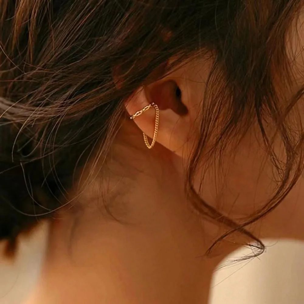 Minimalist Chain Ear Cuff for Women, Ear Cuff Non Piercing Fake Piercing Clip
