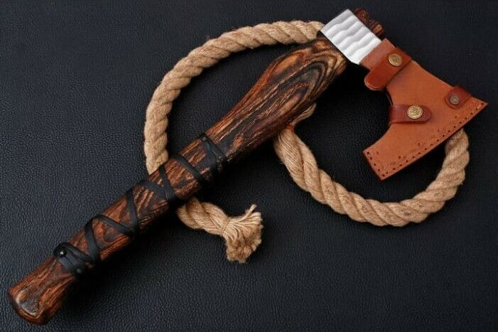 CUSTOM HANDMADE CARBON STEEL HATCHET TOMAHAWK HUNTING AXE WITH BEAUTIFUL HEAD