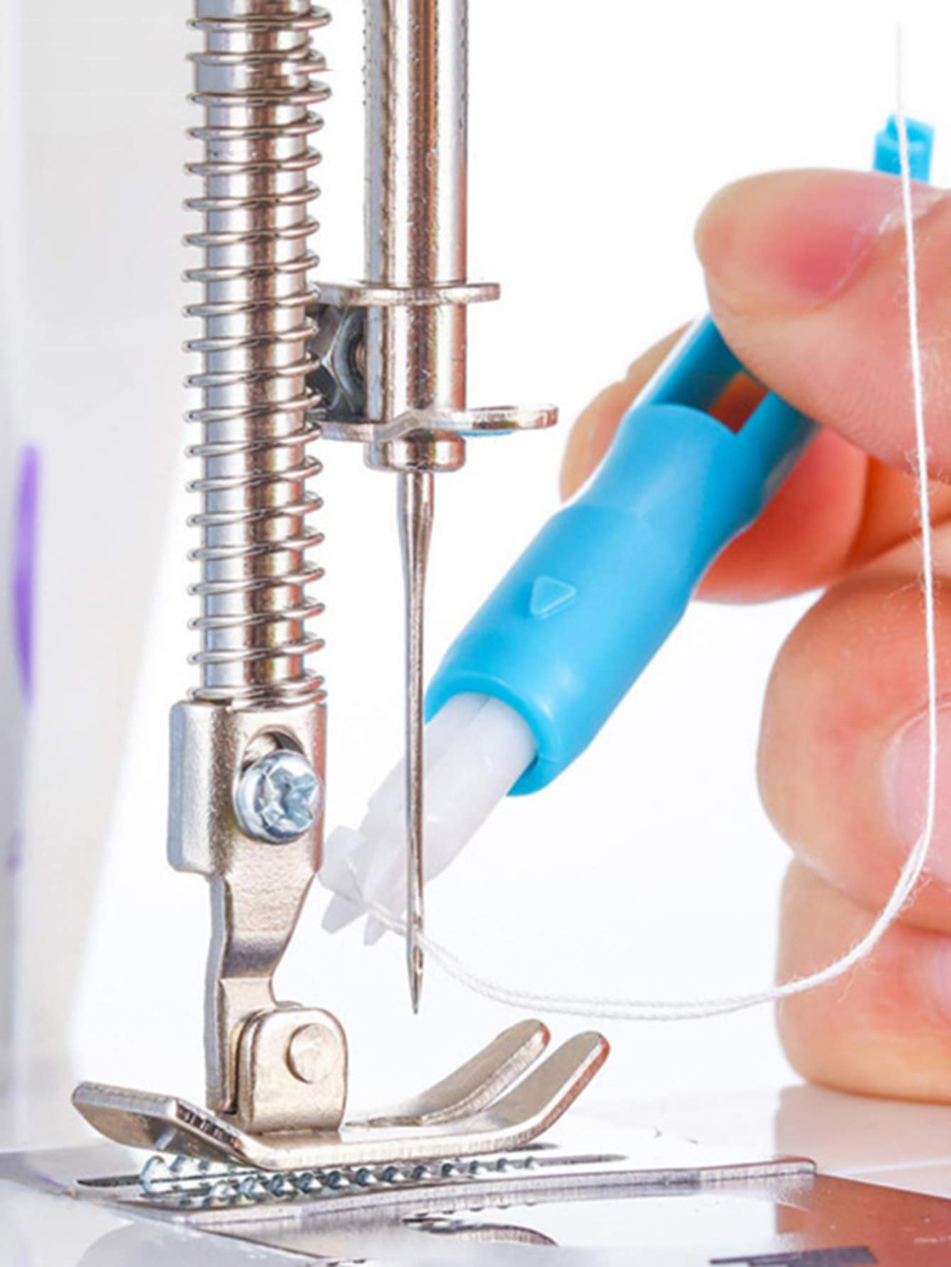 Automatic Needle Threader Tool for Easy and Quick Threading – DIY Sewing Accessories for Seamless Sewing & Cross Stitch