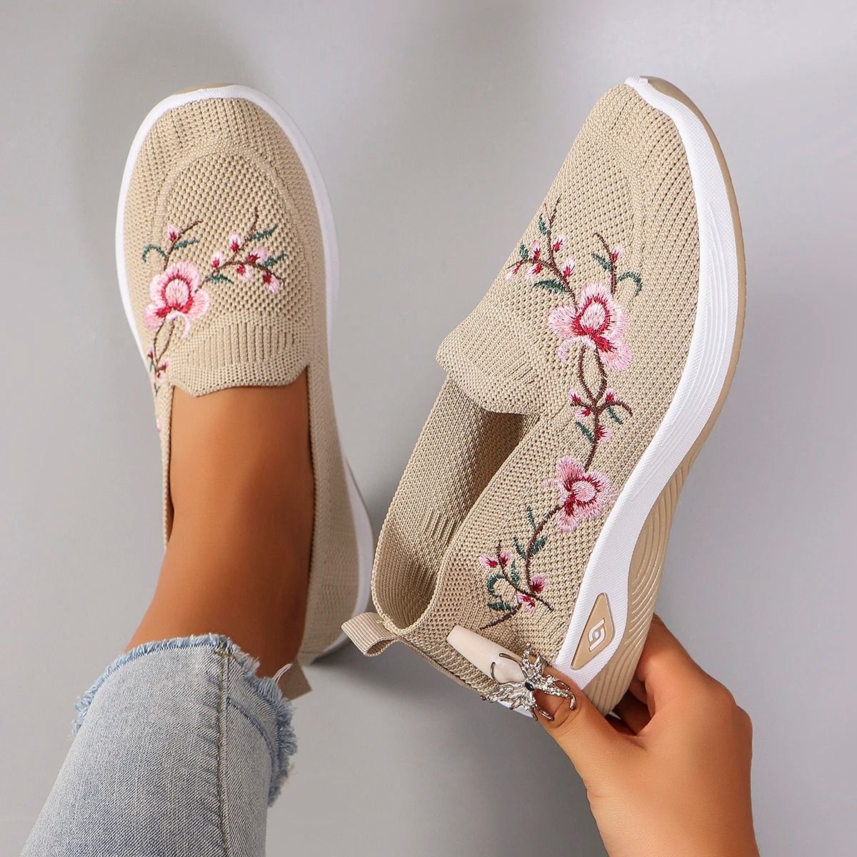 Women Breathable Mesh Flat Casual Sneakers for Summer Walking