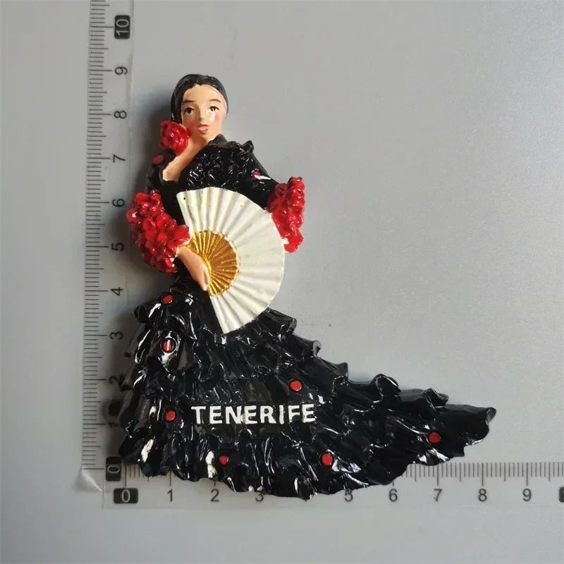 Traveler Narrative Sculpture – High-Definition Tenerife Architectural Magnet