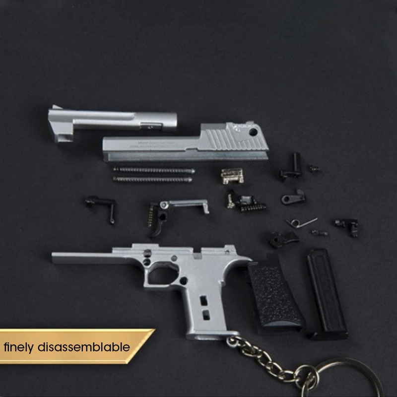 Mini Scale Desert Eagle Pistol Keychain, Metal Toy Gun, Weapon Model, Christmas Gift for Adults and Kids