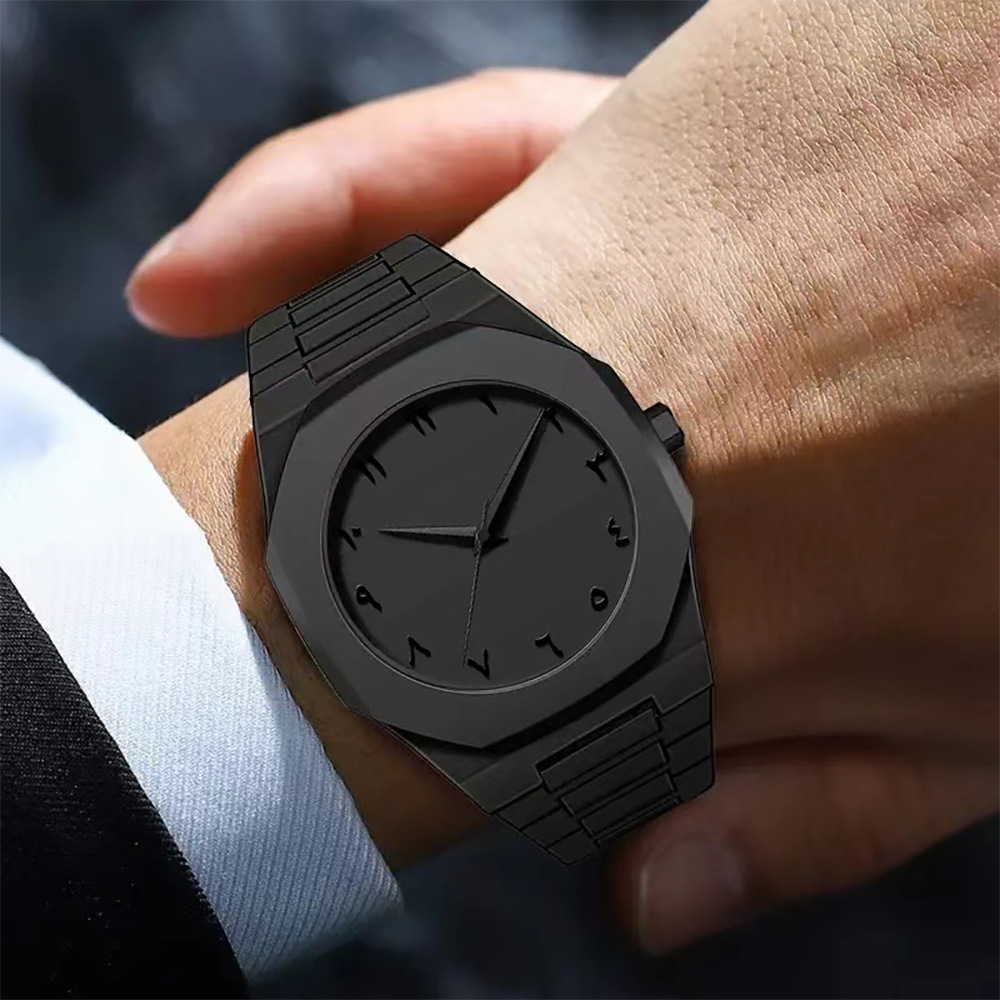 Simple Black Quartz Watch for Men, New Fashionable Casual Arabic Digital Watch with Drip Oil Strap