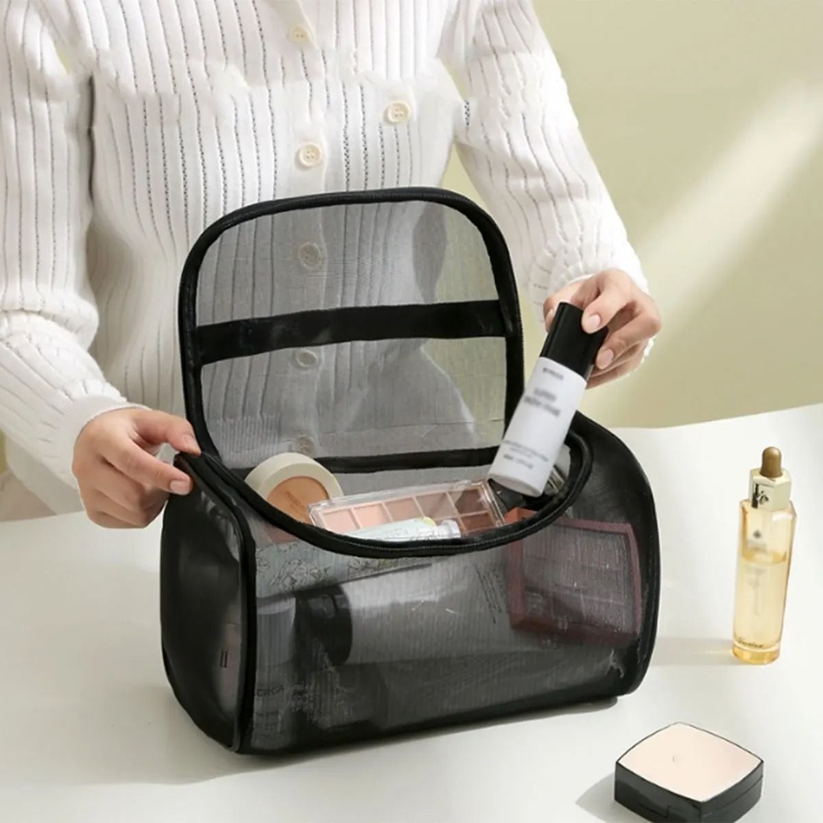 Transparent Large-Capacity Travel Makeup and Toiletry Bag