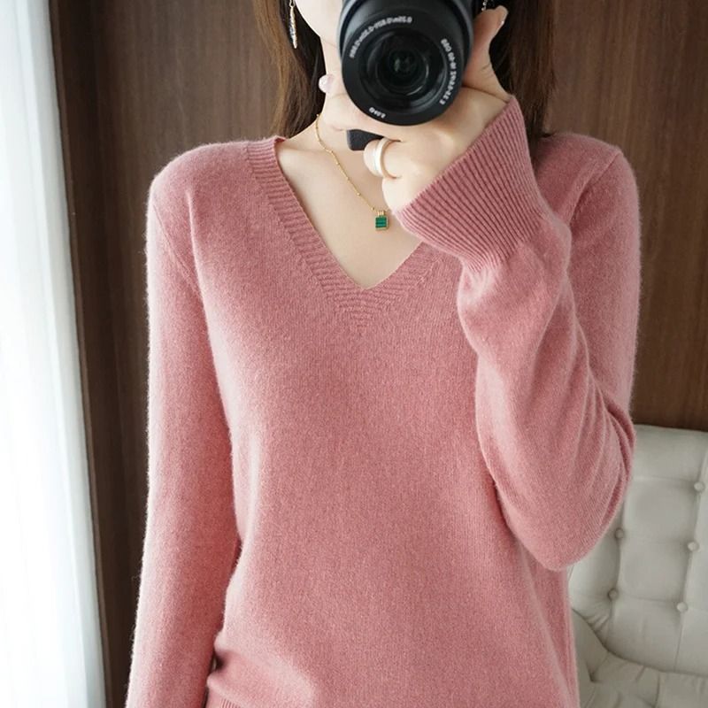 Elegant V Neck Cashmere Pullover with Lace Detail Hollow Out Knit Winter Sweater for Women