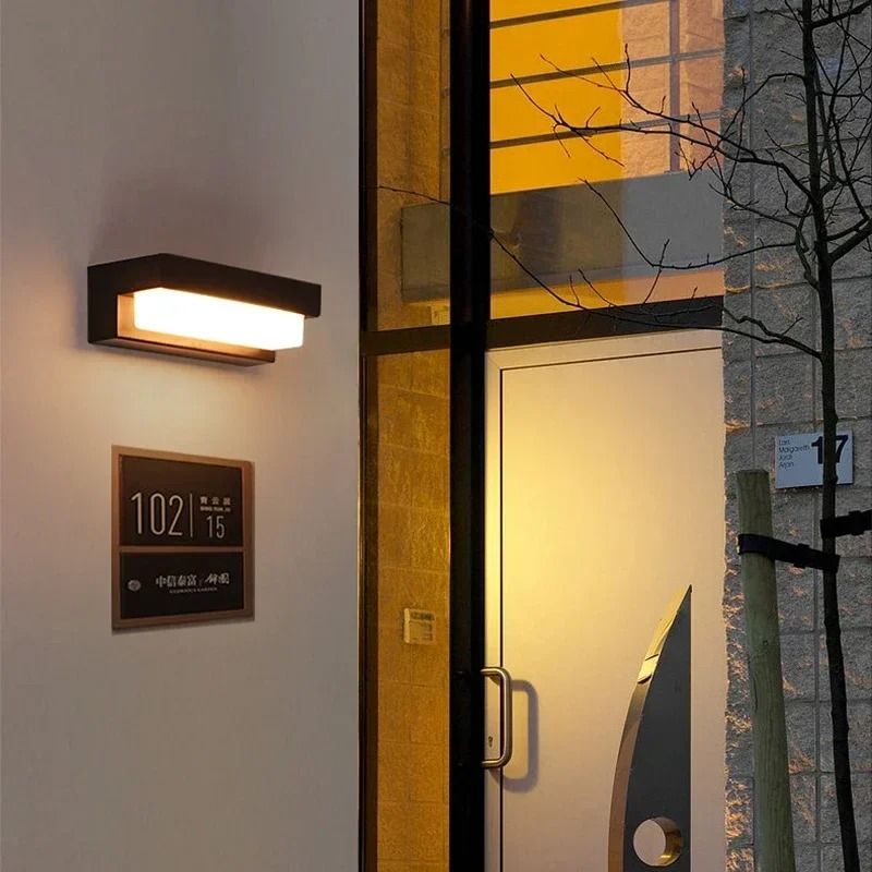 Solar LED Outdoor Wall Lamp