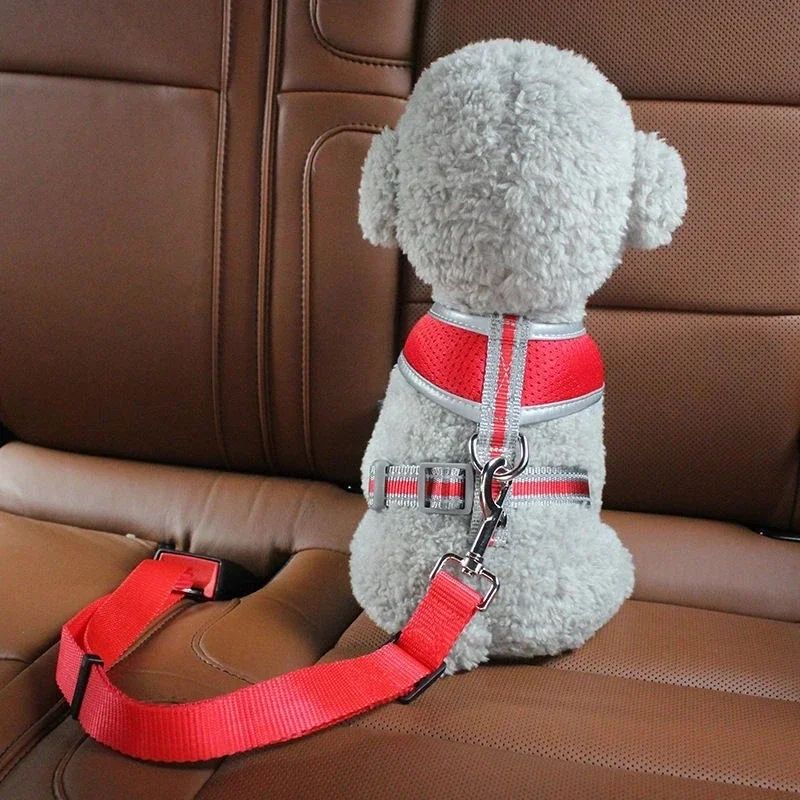 Retractable Dog Car Seat Belt Leash – Adjustable Safety Tether Harness Connector for Secure Pet Travel in Vehicles