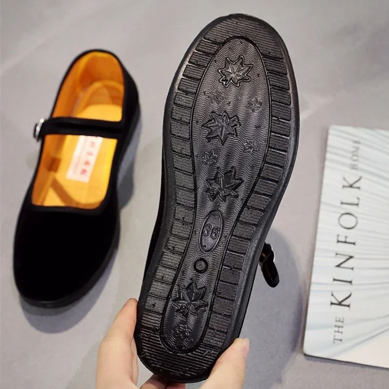 Breathable Slip On Womens Sneakers Casual Mesh Shoes