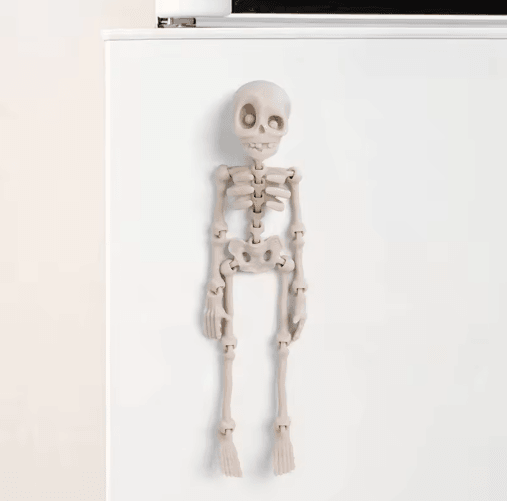 Poseable Magnetic Skull Fridge Magnet with Movable Joints