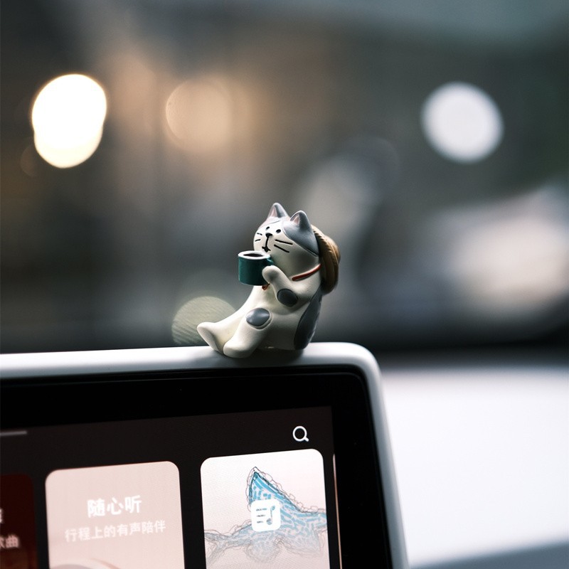 Car Dashboard Cat Ornament, Cute Healing Kitten Figurine, Resin Decorative Cat Accessories for Car Interior