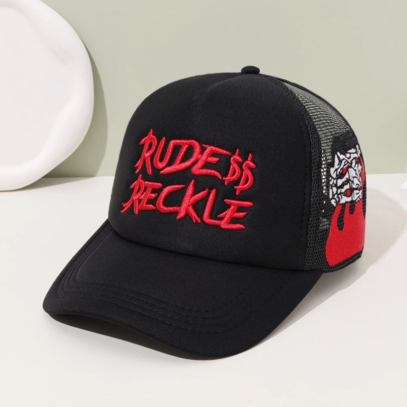Fashion Mesh Breathable Embroidered Baseball Cap