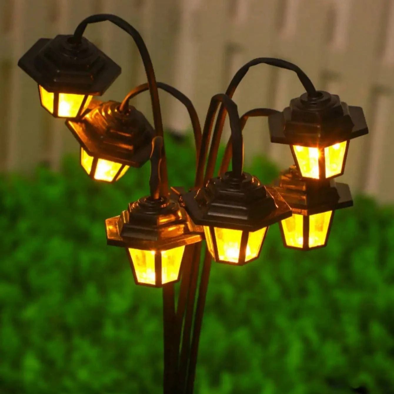 Retro Street Lamp Solar Garden Light
